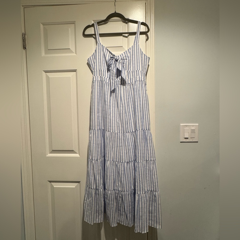 Likely Stasia midi dress. Size 8.
